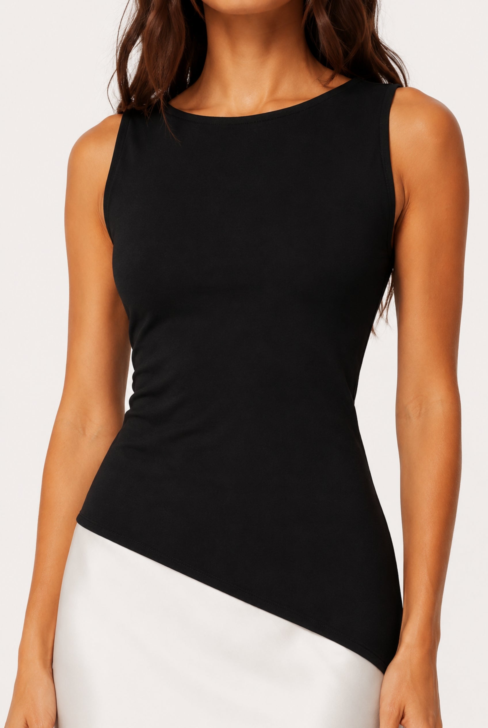 Kaia Asymmetric Top