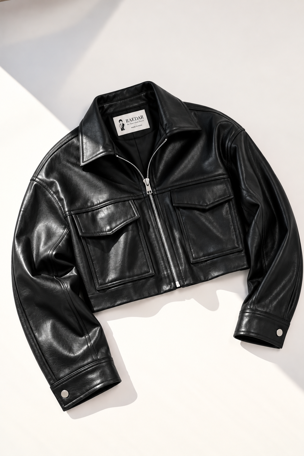 Vanta Cropped Leather Jacket